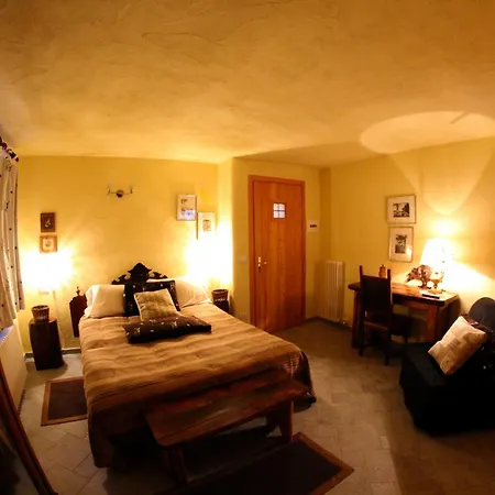 Maison Du-noyer Et Tables D'hotes Gasthuis Aosta