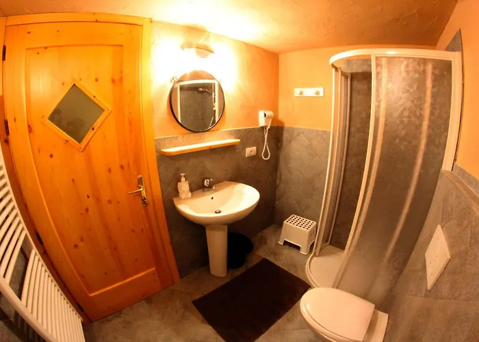 Maison Du-noyer Et Tables D'hotes