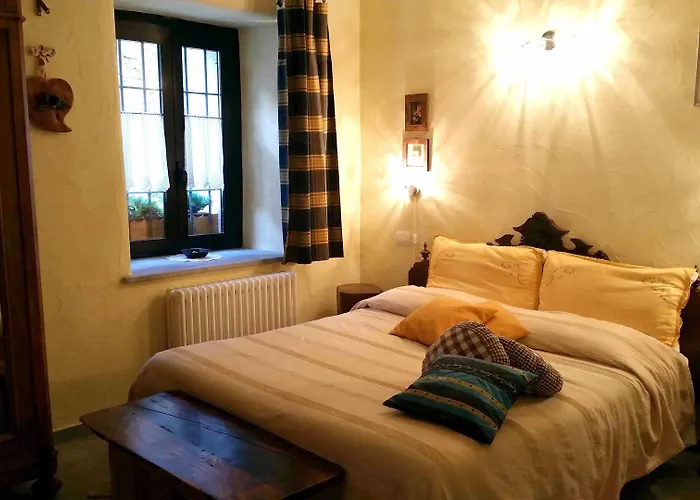 Maison Du-noyer Et Tables D'hotes Guest house Aosta