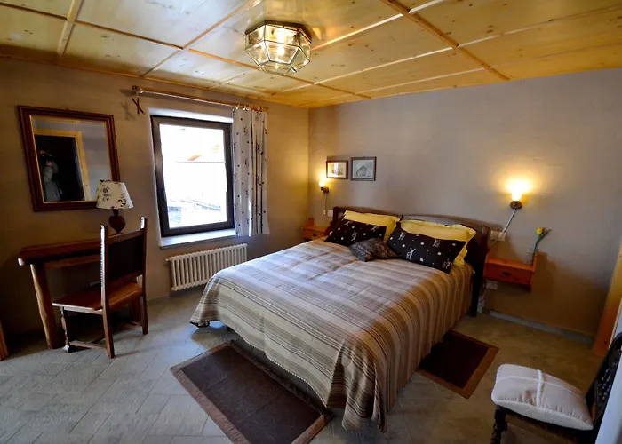 Guest house Maison Du-noyer Et Tables D'hotes 3*