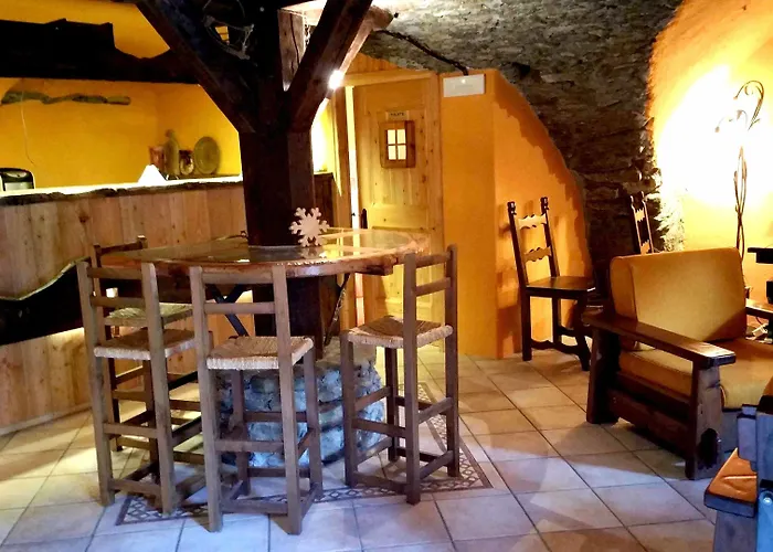 Maison Du-noyer Et Tables D'hotes Guest house