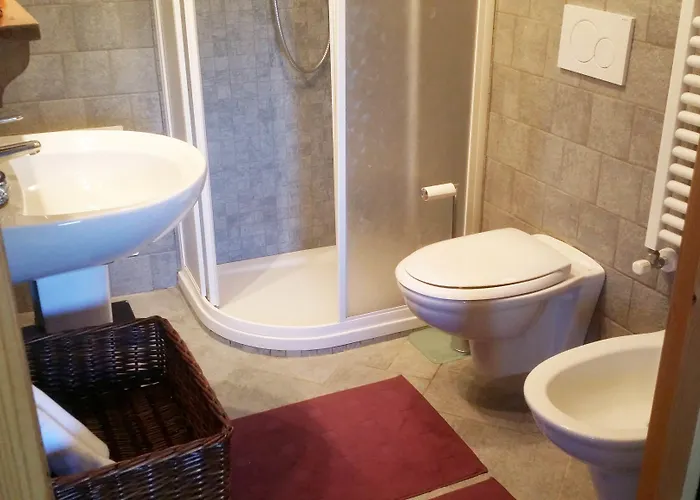 Maison Du-noyer Et Tables D'hotes 3* Aosta