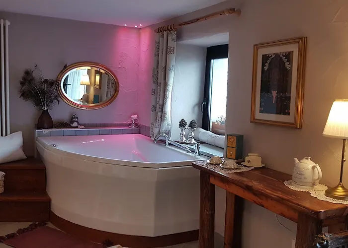 Guest house Maison Du-noyer Et Tables D'hotes