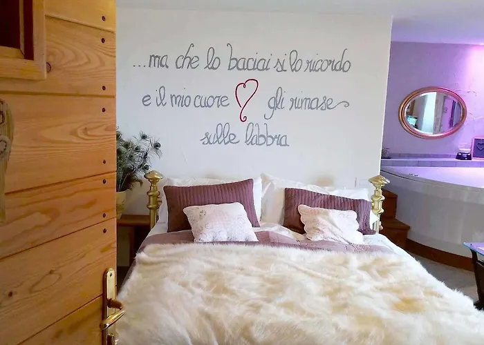 Maison Du-noyer Et Tables D'hotes Guest house