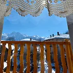 Maison Du-noyer Et Tables D'hotes 4*