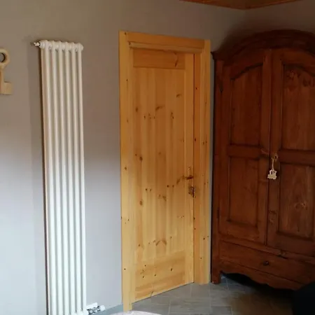 Maison Du-noyer Et Tables D'hotes Pensionat Aosta