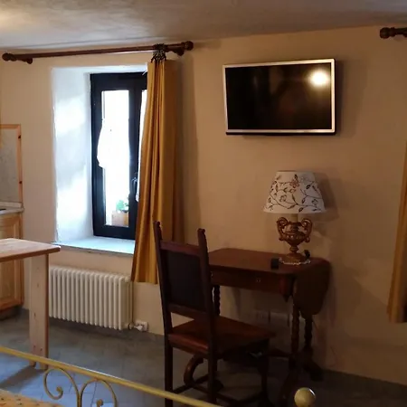 בית הארחה Maison Du-noyer Et Tables D'hotes