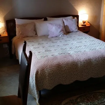 Maison Du-noyer Et Tables D'hotes בית הארחה אאוסטה