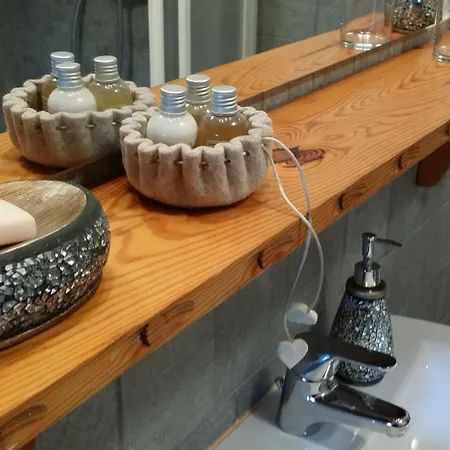 Гостевой дом Maison Du-noyer Et Tables D'hotes