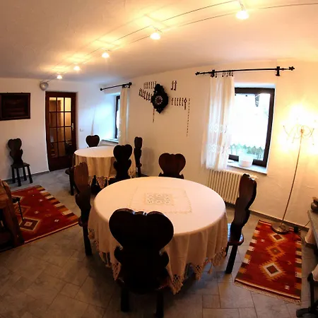 Maison Du-noyer Et Tables D'hotes Affittacamere Aosta