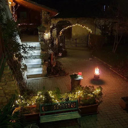 Maison Du-noyer Et Tables D'hotes Aosta