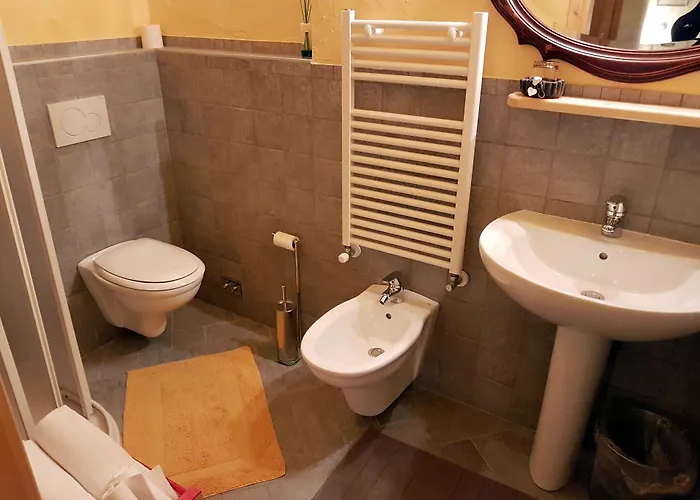 Maison Du-noyer Et Tables D'hotes 3* Aosta