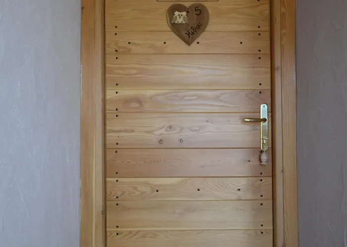 Maison Du-noyer Et Tables D'hotes Aosta